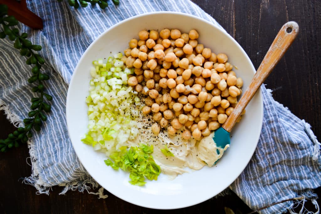 Ingredients for Easy Chickpea Salad