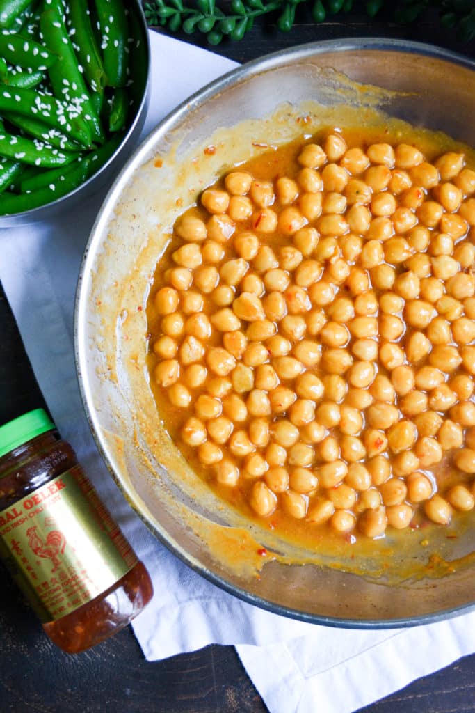 Checkpeas and sauce in a skillet