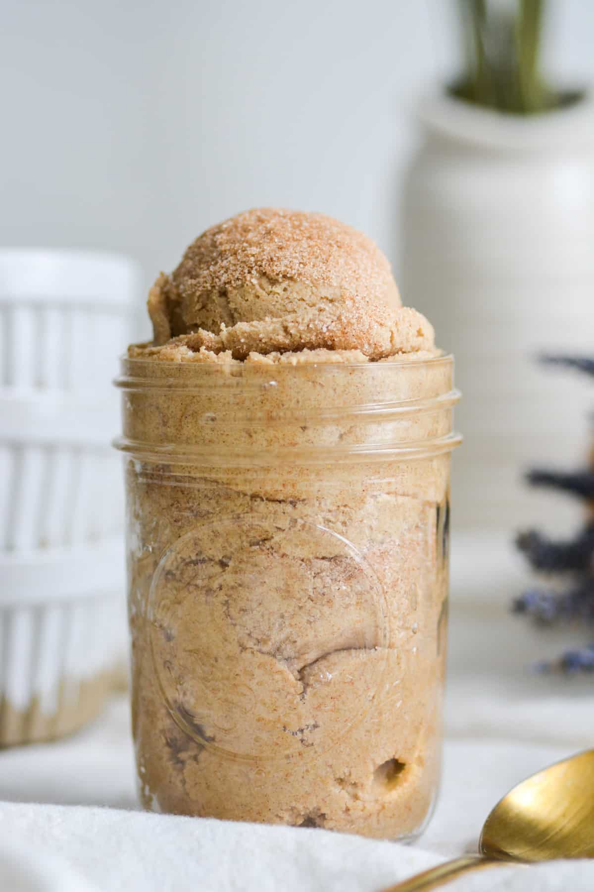 Adible Snickerdoodle Cookie Dough in a mason jar