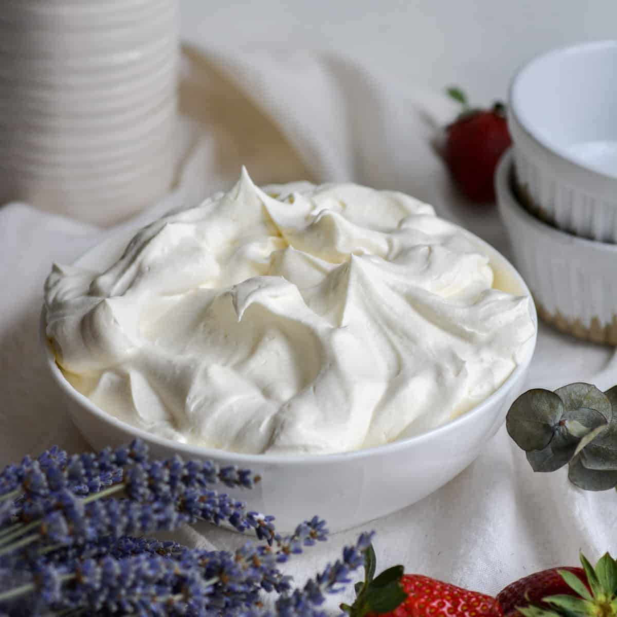 https://earthly-provisions.com/wp-content/uploads/2023/03/Vegan-Whipped-Cream-Frosting.jpg