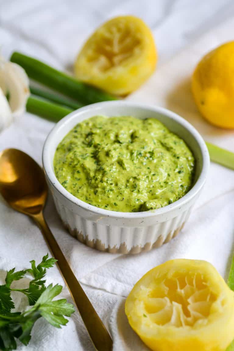 Delicious Vegan Parsley Scallion Pesto (10Minute Recipe!) Earthly