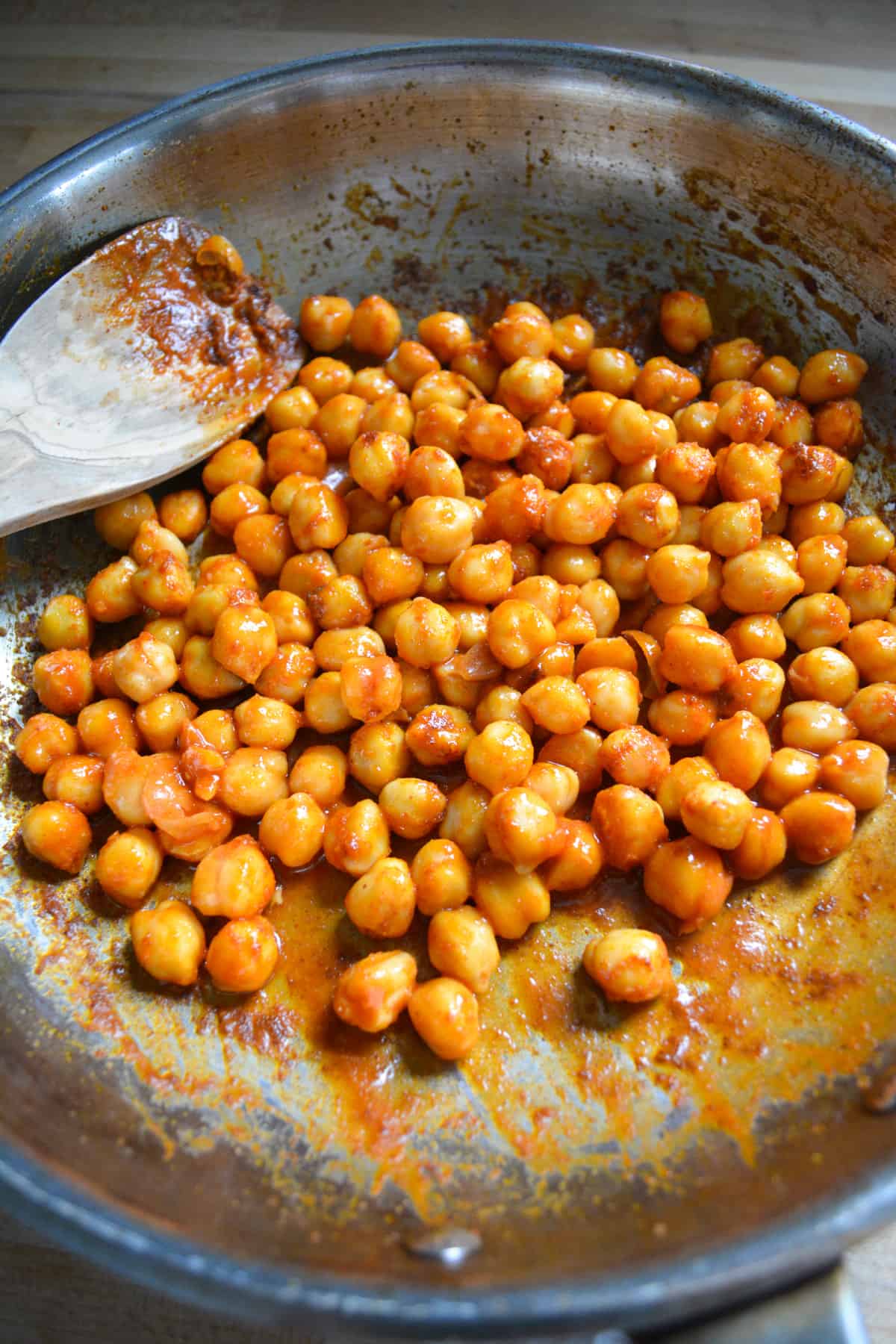 Buffalo chickpeas in a skillet.